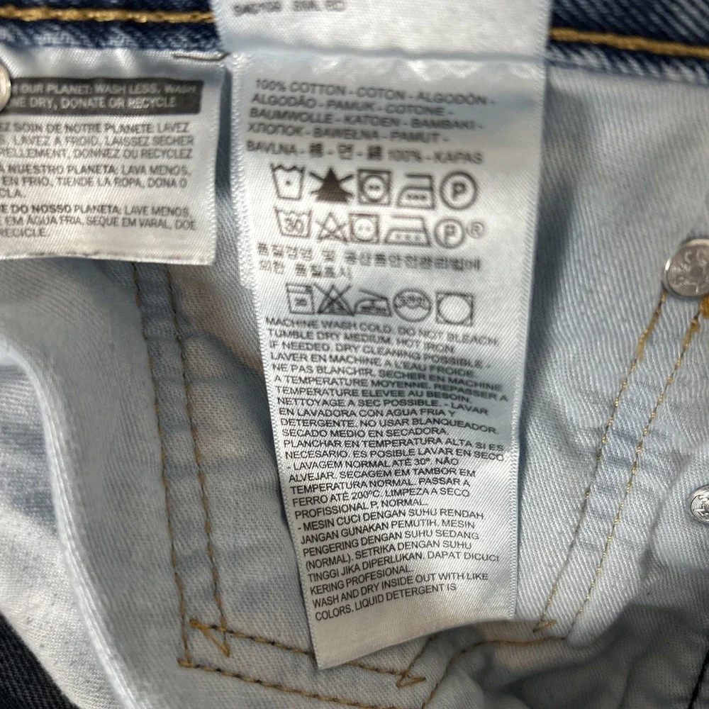 Levi's 541 men's jeans, 38 x‎ 30, straight leg, medium wash blue